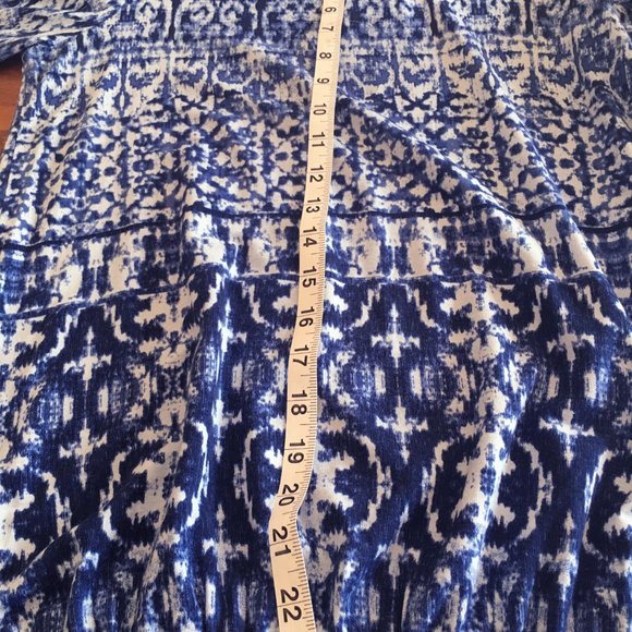 Betty Barclay Blue/White Batik Peasant top - Picture 7 of 8